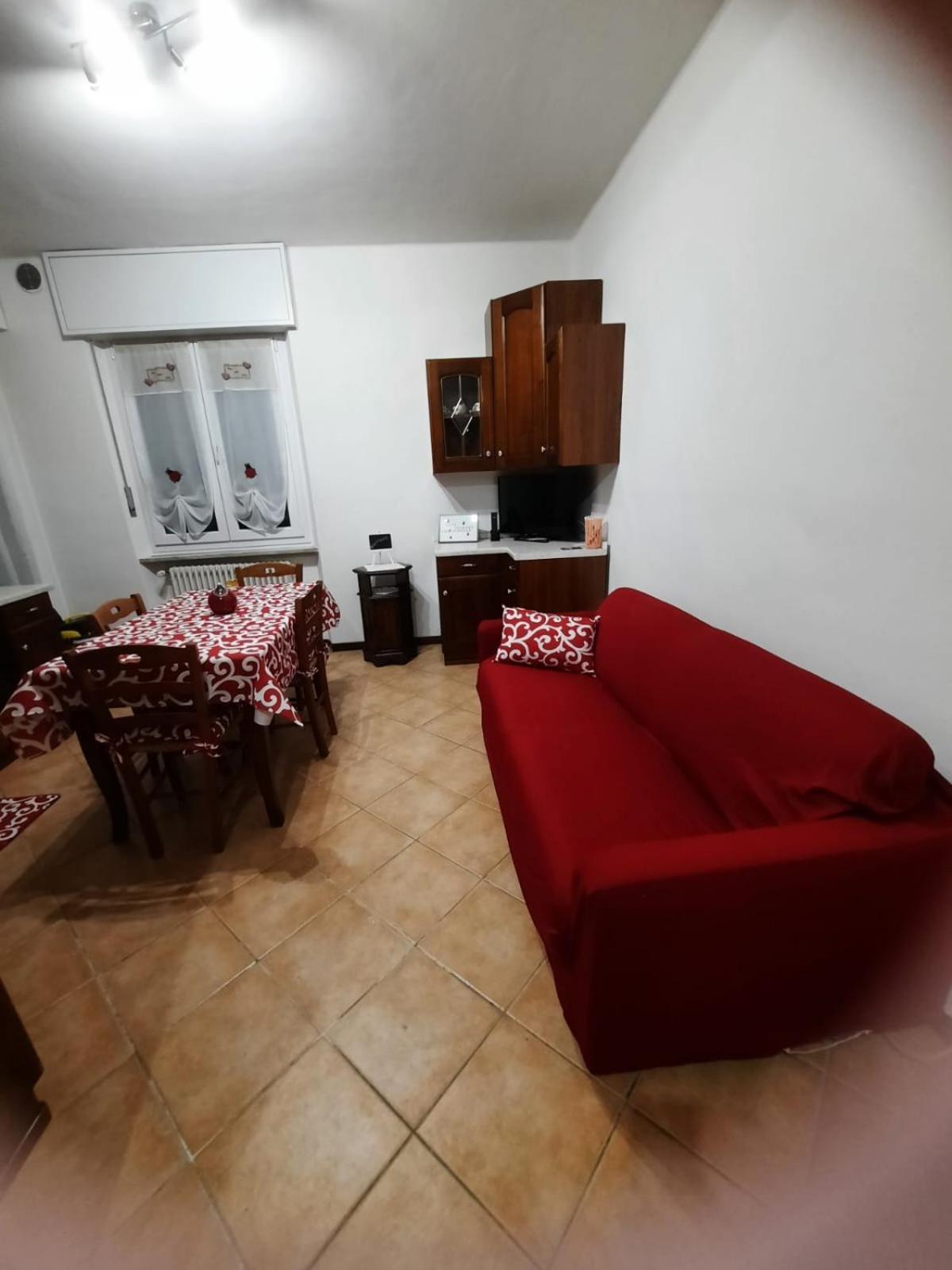 Casa Vacanze Le Coccinelle Nizza Monferrato Exterior photo