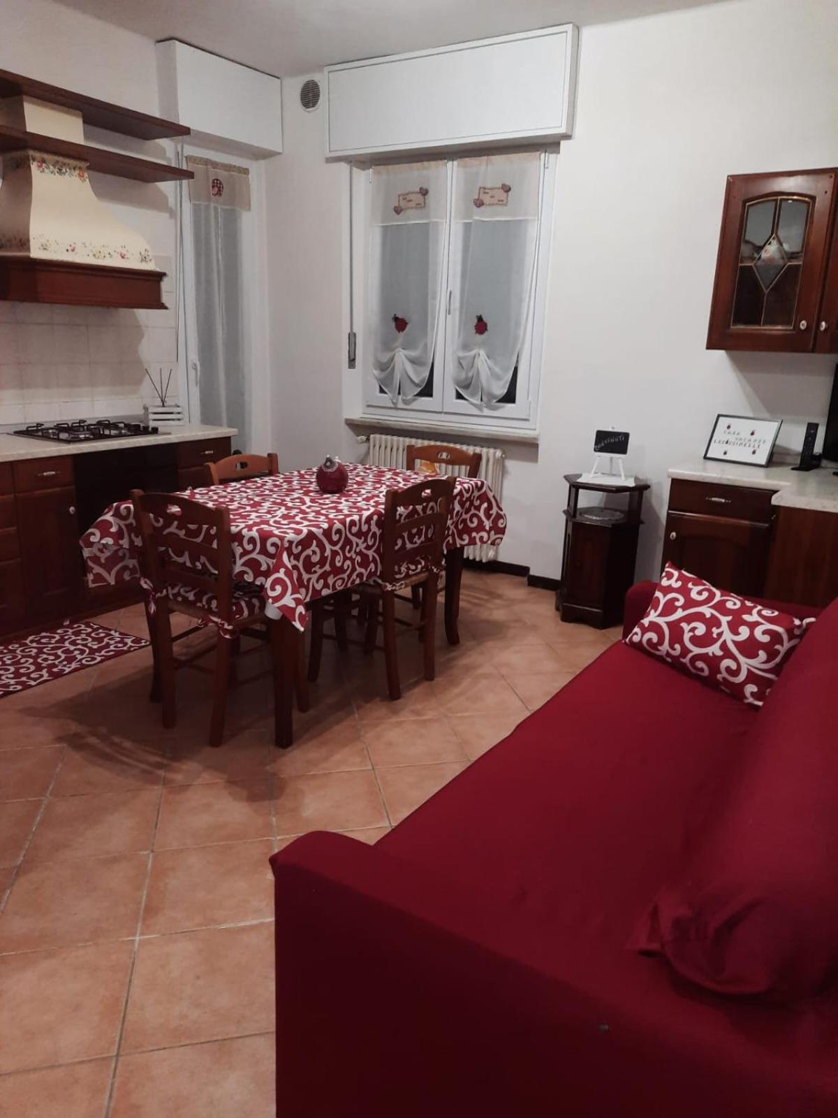 Casa Vacanze Le Coccinelle Nizza Monferrato Exterior photo